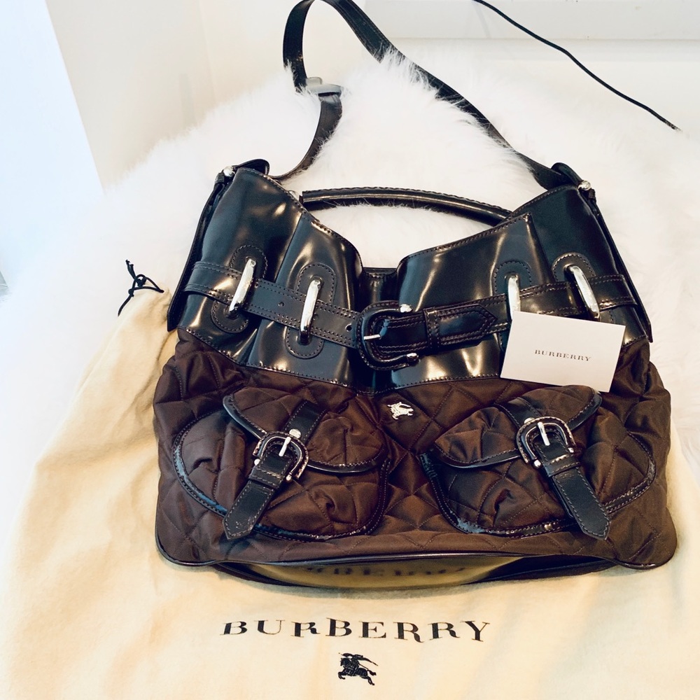 Brand New Super rare Burberry Limited Edition Quilted + Leather Shoulder Bag
